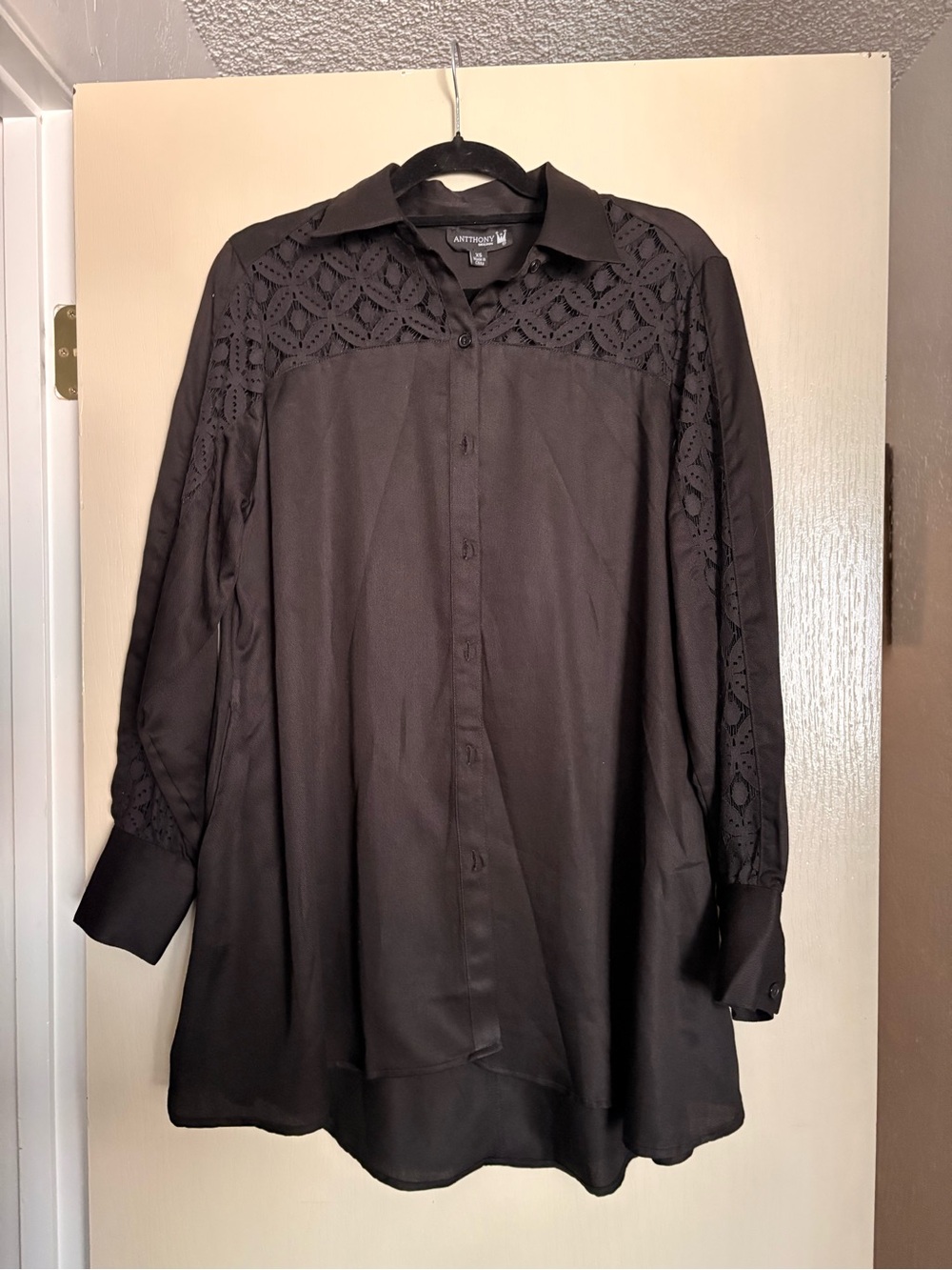 Antthony Original Black Textured oversized blouse/dress with